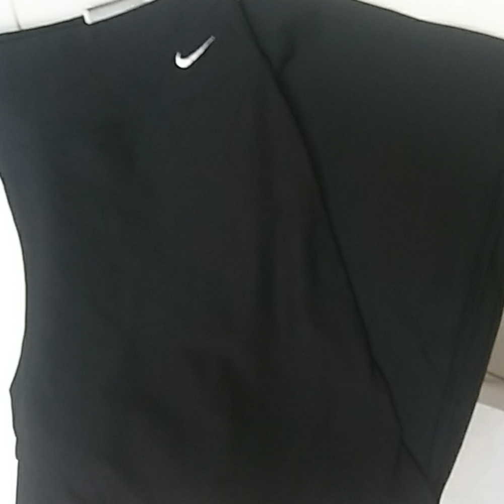 Nike dri fit capri leggings